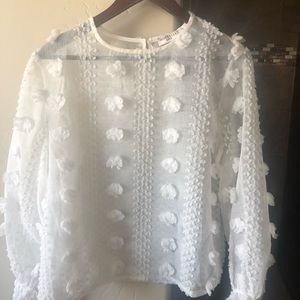 White delicate detailed blouse